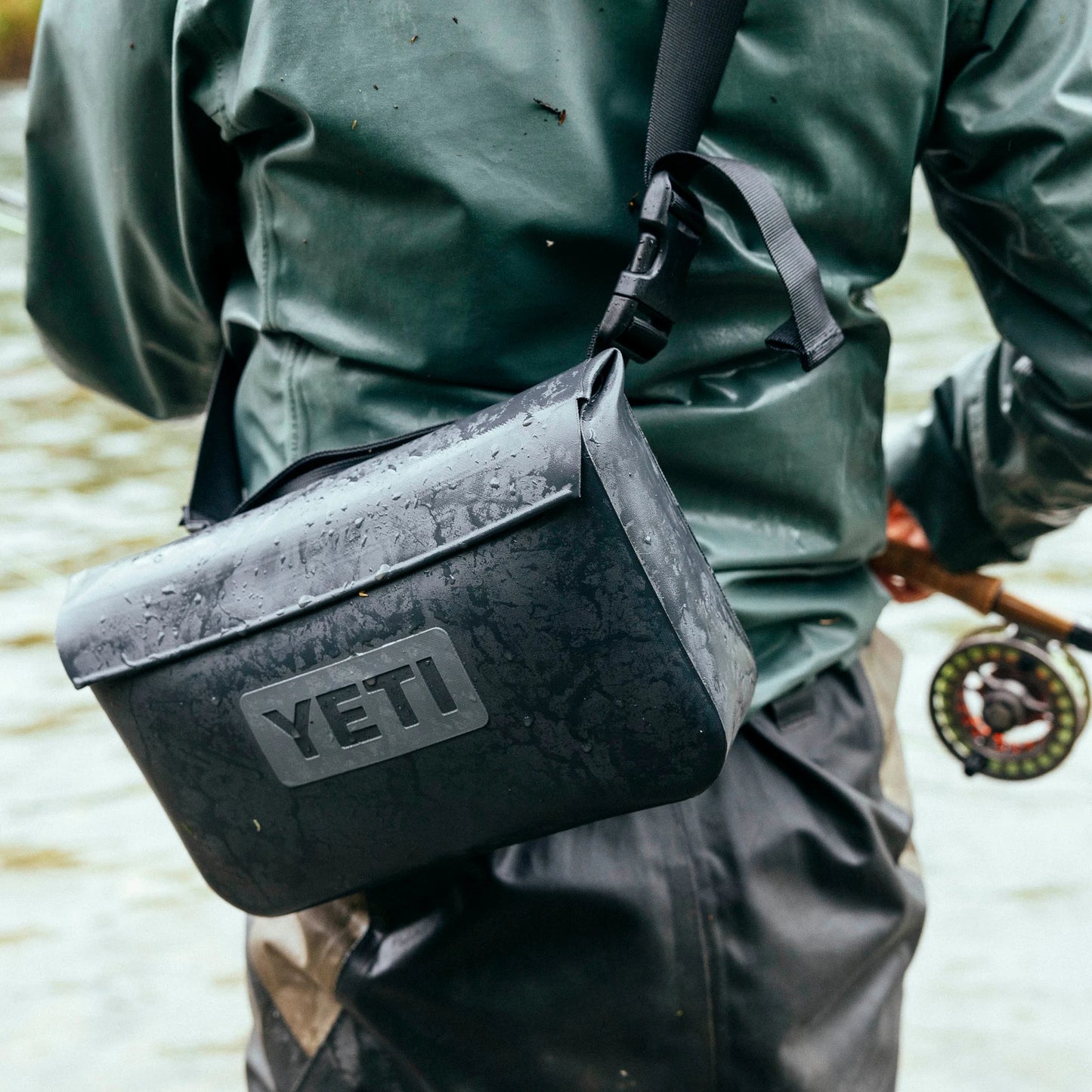 3L Waterproof Gear Case - US 6198